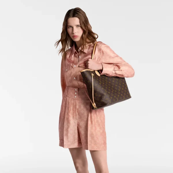 LV Neverfull MM Monogram Canvas HandBag - Cherry
