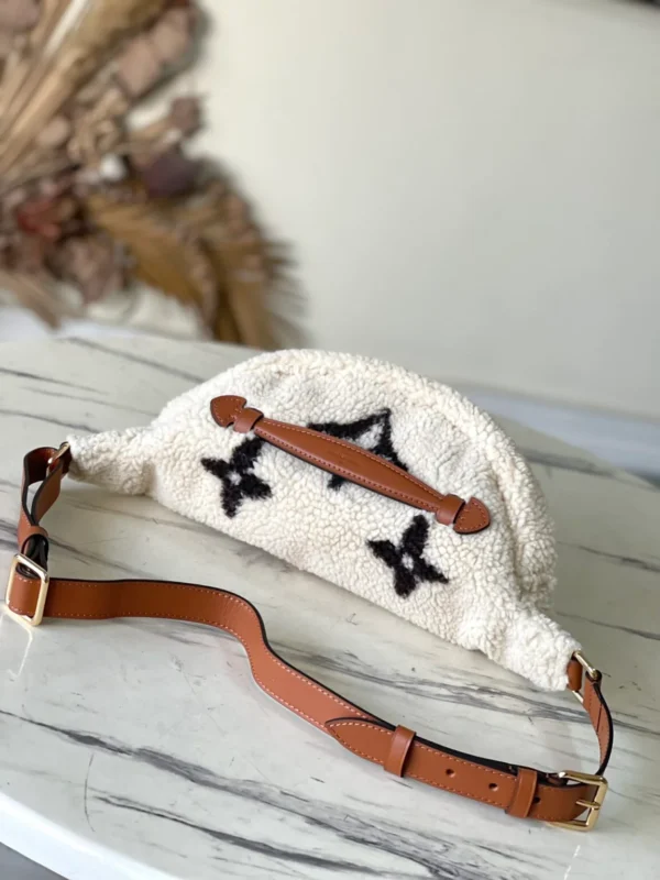 LV Monogram Teddy Bumbag - Fleece White - Image 3